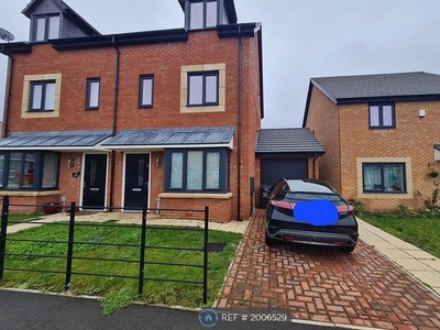 Semi-detached house to rent in Centurion Road, Birmingham B38