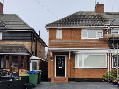 Semi-detached house to rent in Lewis Road, Oldbury, West Midlands B68