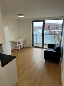 Studio flat for rent in Simpson Street, Liverpool, Merseyside, L1