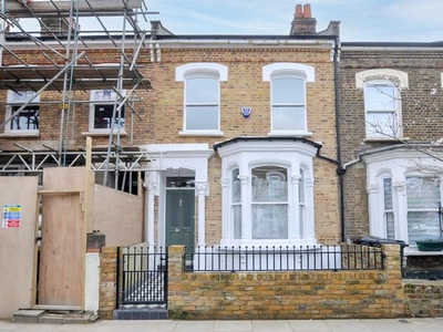 Terraced house for sale in Lavers Road, London N16