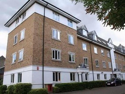 1 Bedroom Apartment For Rent In Blackheath, London