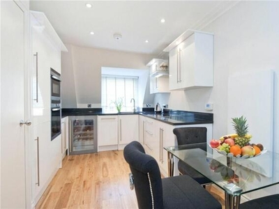 1 Bedroom Apartment For Rent In Mayfair, London