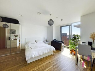 1 Bedroom Property For Sale In 19 Plaza Boulevard, Liverpool