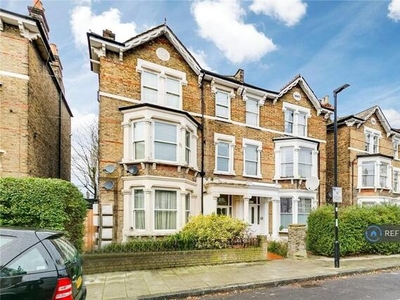 1 Bedroom Semi-detached House For Rent In London