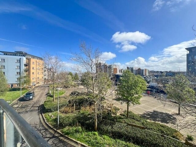 2 Bedroom Apartment For Rent In Portishead, North Somerset