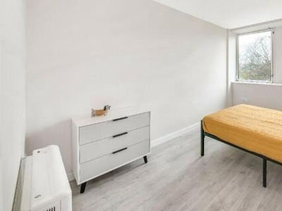 2 Bedroom Apartment For Sale In East Lane, Runcorn