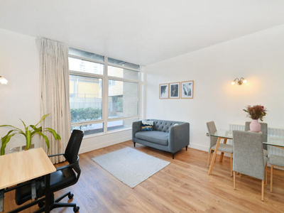 2 Bedroom Flat For Rent In Canary Wharf