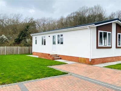 2 Bedroom Retirement Property For Sale In Basingstoke, Hampshire