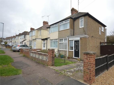 2 Bedroom Semi-detached House For Sale In Luton, Bedfordshire