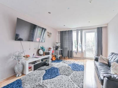 2 Bedroom Terraced House For Sale In West Norwood, London