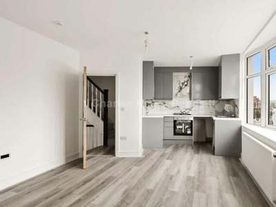 3 Bedroom Apartment For Rent In Wood Green