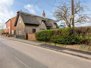3 Bedroom Detached House For Sale In Pulloxhill, Bedfordshire