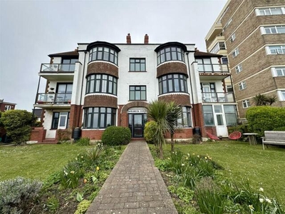 3 Bedroom Flat For Rent In Kingsway