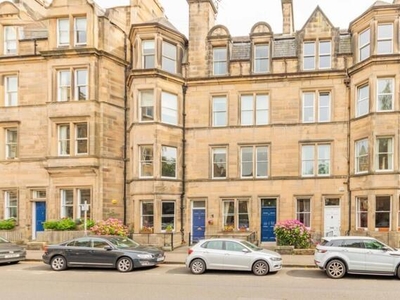 3 Bedroom Flat For Rent In Merchiston, Edinburgh