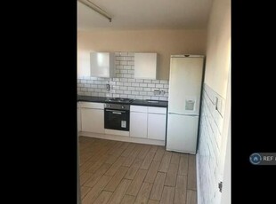 3 Bedroom Flat For Rent In Stirling