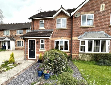 3 Bedroom Semi-detached House For Sale In Bishopdown Farm