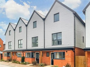 3 Bedroom Town House For Sale In Chilmington Green, Ashford