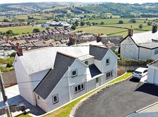 4 Bedroom Detached House For Sale In Llandudno, Conwy