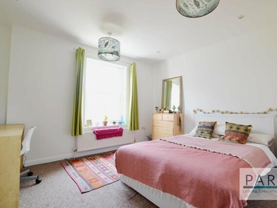4 Bedroom Terraced House For Rent In Brighton, East Sussex
