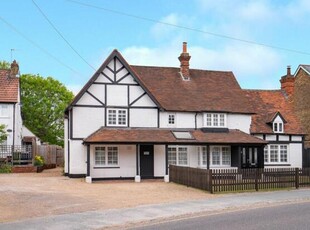 5 Bedroom Detached House For Sale In Bourne End