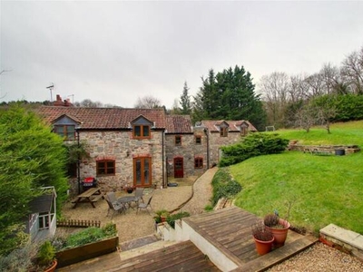5 Bedroom House Bristol Bath And North East Somerset