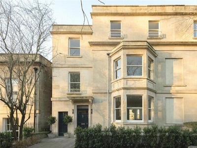 5 Bedroom Semi-detached House For Rent In Bath, Somerset