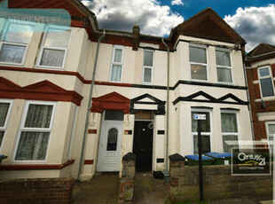 5 Bedroom Terraced House For Rent In Oxford Avenue, Southampton