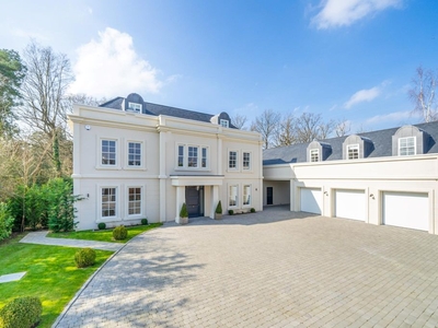 7 bedroom luxury Detached House for sale in Surrey Quays, London, England