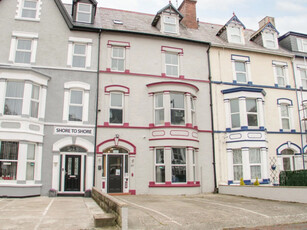 8 Bedroom Terraced House For Sale In Llandudno, Conwy