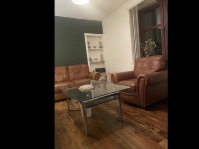 Room in a Shared Flat, Corso Street, DD2