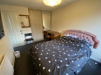 1 Bedroom House For Rent In Sutton