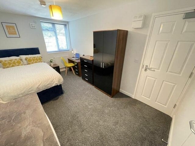 1 Bedroom House Share For Rent In Bretton, Peterborough