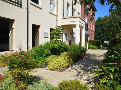 1 Bedroom Retirement Property For Sale In Monmouth Road