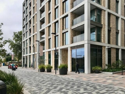 2 Bedroom Apartment For Rent In Battersea, London