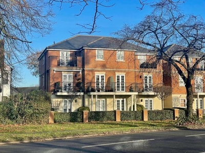 2 Bedroom Apartment For Sale In Brentwood