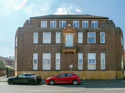 2 Bedroom Apartment For Sale In Guildford