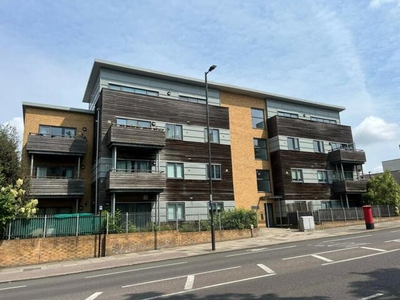 2 Bedroom Apartment Greenwich Greater London