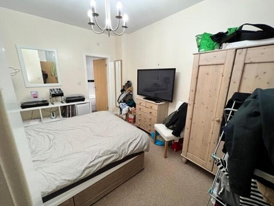 2 Bedroom Apartment Newcastle Tyne Y Wear