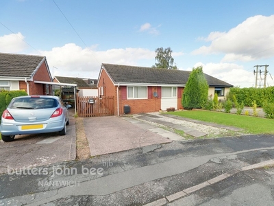 2 bedroom Bungalow for sale in Nantwich