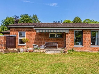 2 Bedroom Bungalow Winchester Hampshire
