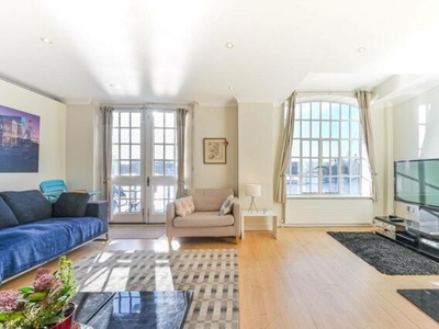2 Bedroom Flat For Rent In St Katharine Docks, London