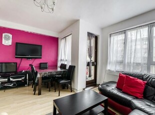2 Bedroom Flat For Sale In Bloomsbury, London