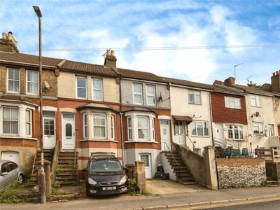 2 Bedroom House Chatham Medway