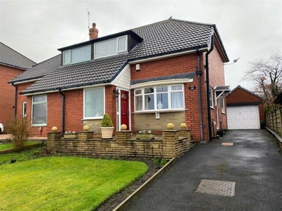 2 Bedroom House Oldham Greater Manchester