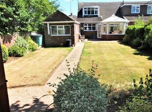 2 Bedroom Semi-detached House For Sale In Grimsby, N.e. Lincs