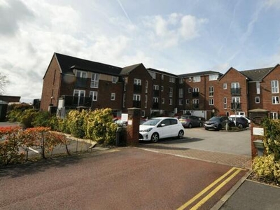 2 Bedroom Shared Living/roommate Lancs Bolton