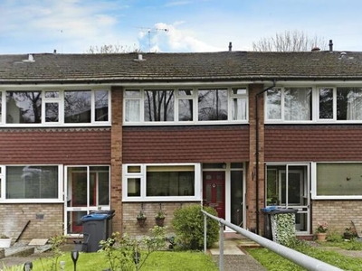 2 Bedroom Terraced House For Sale In South Croydon, Surrey