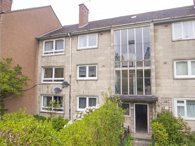 3 bed first floor flat for sale in Oxgangs