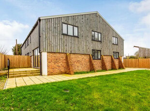 3 Bedroom Barn Conversion For Sale In Lingfield