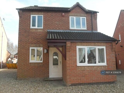 3 Bedroom Detached House For Rent In Kingswood, Hull